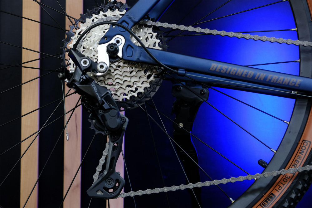 LORAK Sel 9350 Матовый Синий рама 17 (на рост 155-173)